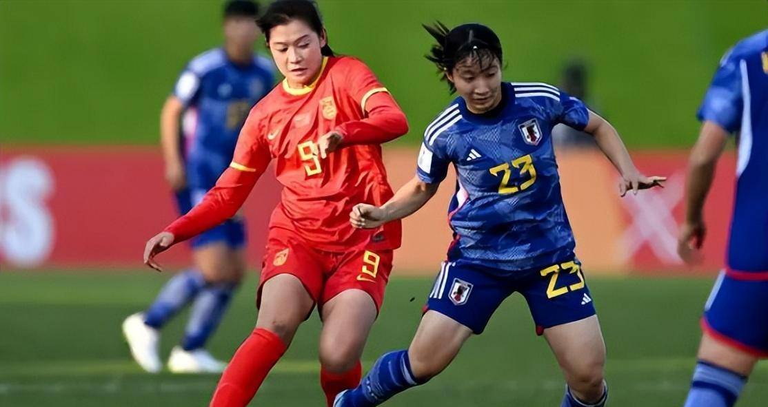 关于女足比赛中出现金字塔战术，令人惊叹的信息